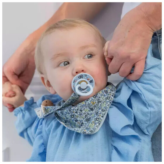 BIBS Κλιπ πιπίλας X Liberty Chamomile Lawn Baby Blue - Image 4